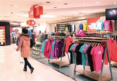 踏青季催热户外用品市场，销售显著增长折射消费新趋势